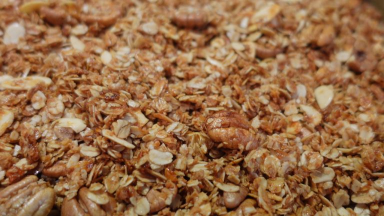 Toasty brown oats and nuts